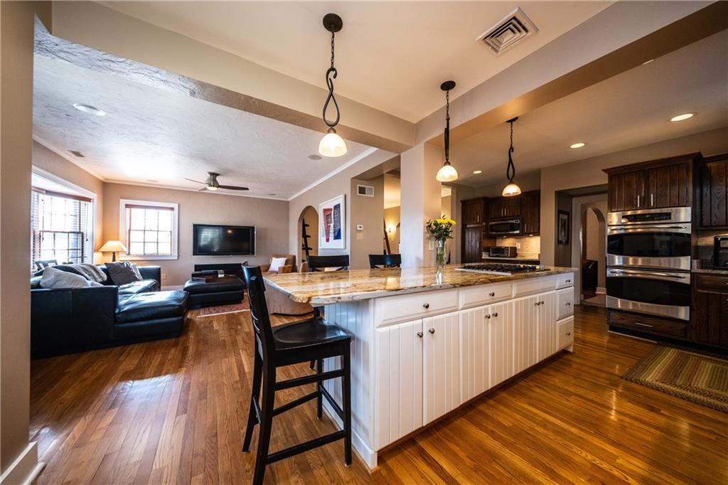 427 Arden Road Pittsburgh, PA 15216 - Photo 7 of 25 Long island houses gas cooktop, and offers generous counter space for food prep and casual dining.