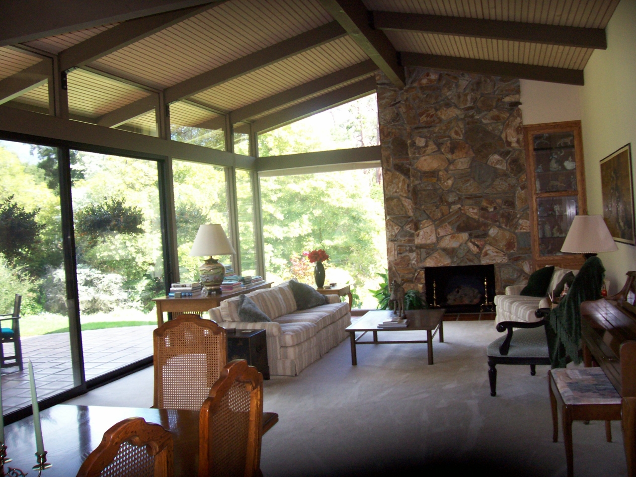 660 Randall Road Santa Barbara, CA 93108 - Photo 5 of 7 Living Room