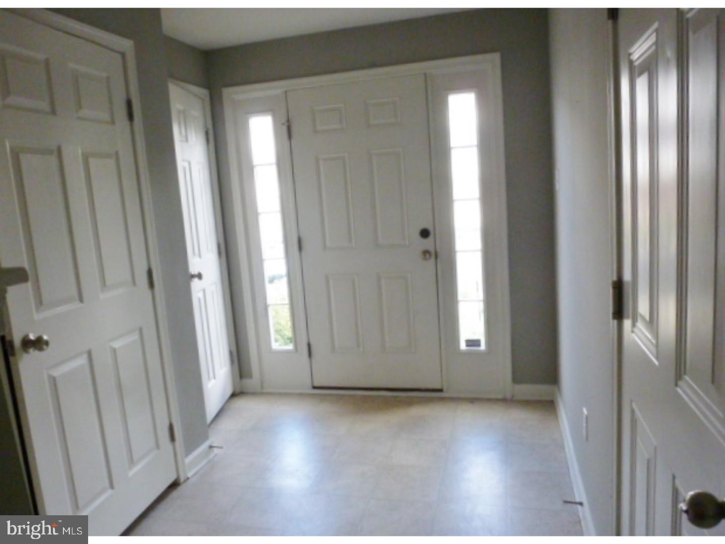 2508 Orchard View Road Reading, PA 19606 - Photo 2 of 14 Foyer