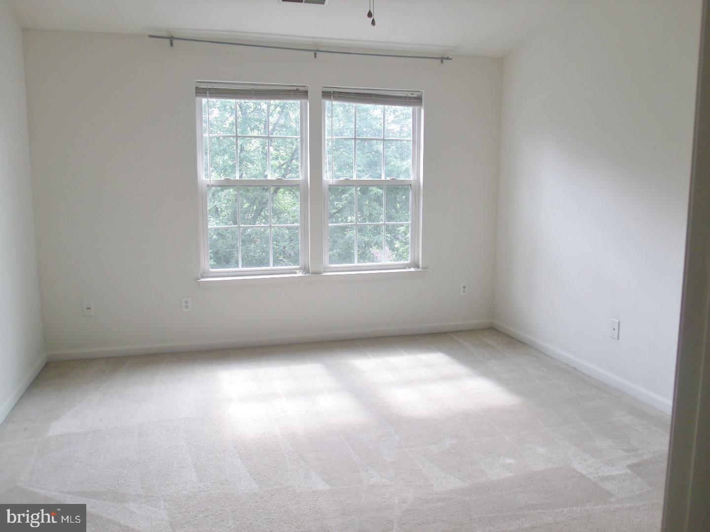 2508 Orchard View Road Reading, PA 19606 - Photo 10 of 14 Bedroom - Main