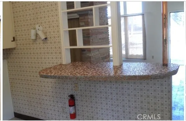 $3,375 | 961 West Foothill Boulevard, San Luis Obispo, CA 93405