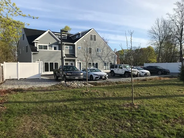 $2,550,000 | 147 South Main Street, Cohasset, MA 02025