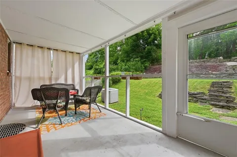 $275,000 | 728 Vallevista Avenue, Pittsburgh, PA 15234
