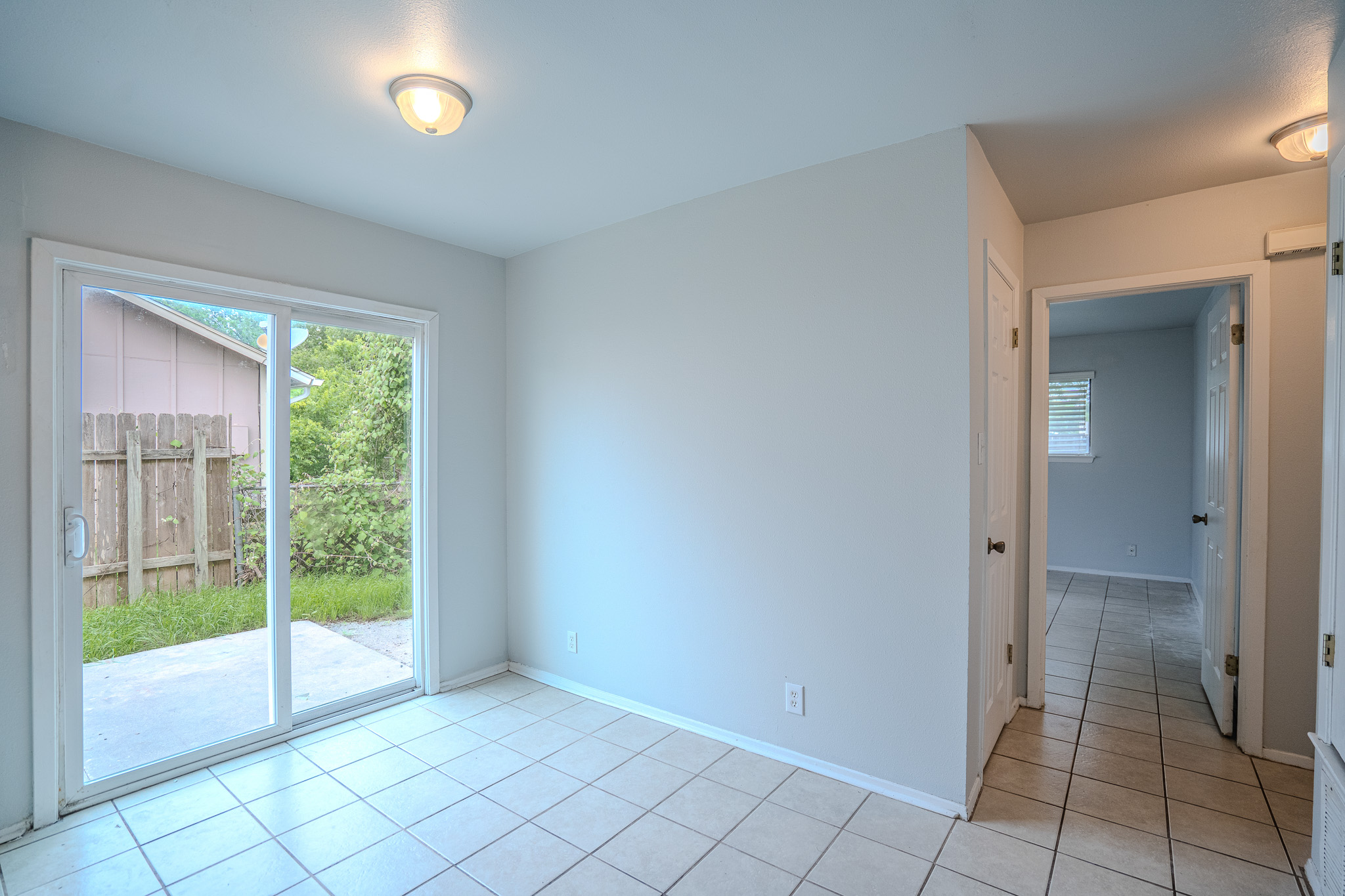 12403 Tree Line Drive, Unit B Austin, TX 78729 - Photo 5 of 16 a view of an entryway