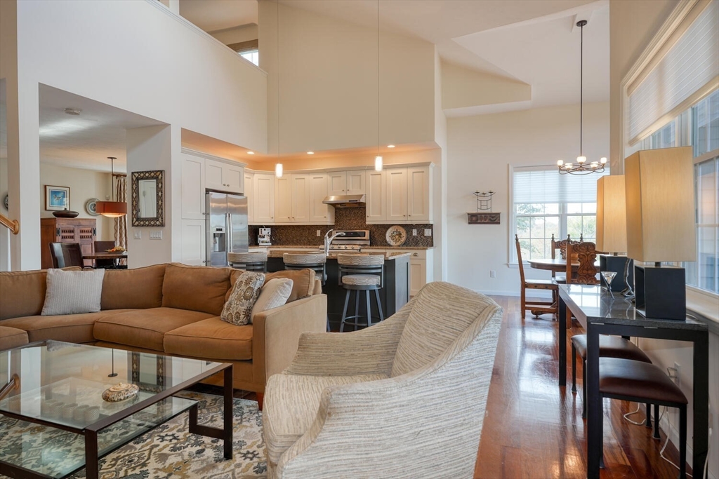 34 Stevens Road, Unit 34 Hudson, MA 01749 - Photo 4 of 33 Gallery Image 4
