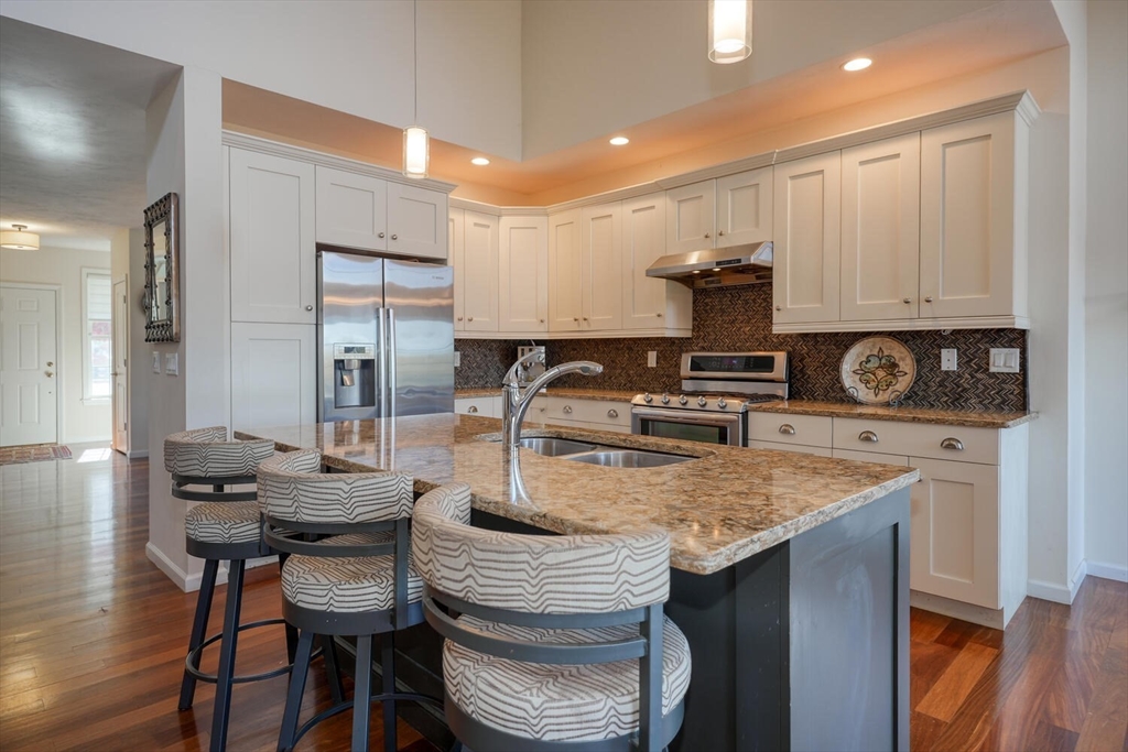 34 Stevens Road, Unit 34 Hudson, MA 01749 - Photo 7 of 33 Gallery Image 7