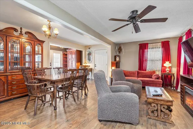 $375,000 | 37 Beacon Light Avenue, Keansburg, NJ 07734