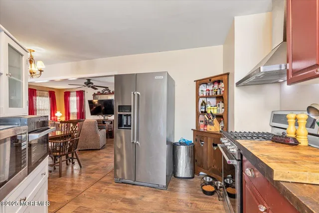 $375,000 | 37 Beacon Light Avenue, Keansburg, NJ 07734