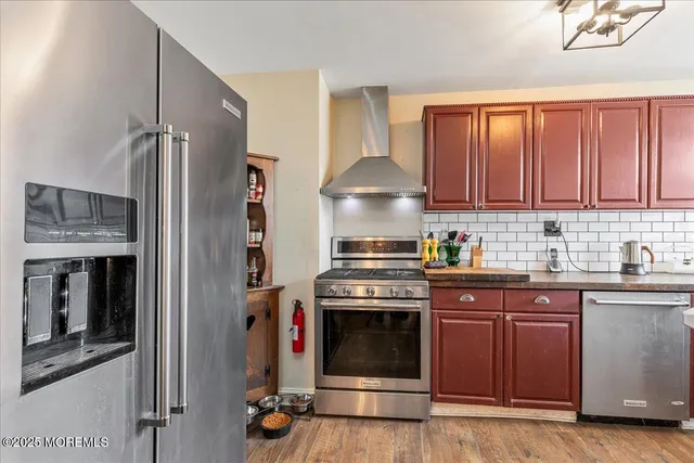 $375,000 | 37 Beacon Light Avenue, Keansburg, NJ 07734