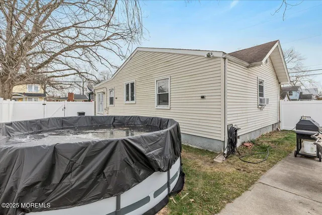 $375,000 | 37 Beacon Light Avenue, Keansburg, NJ 07734