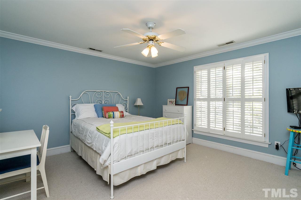 1509 Ridge Road Raleigh, NC 27607 - Photo 15 of 25