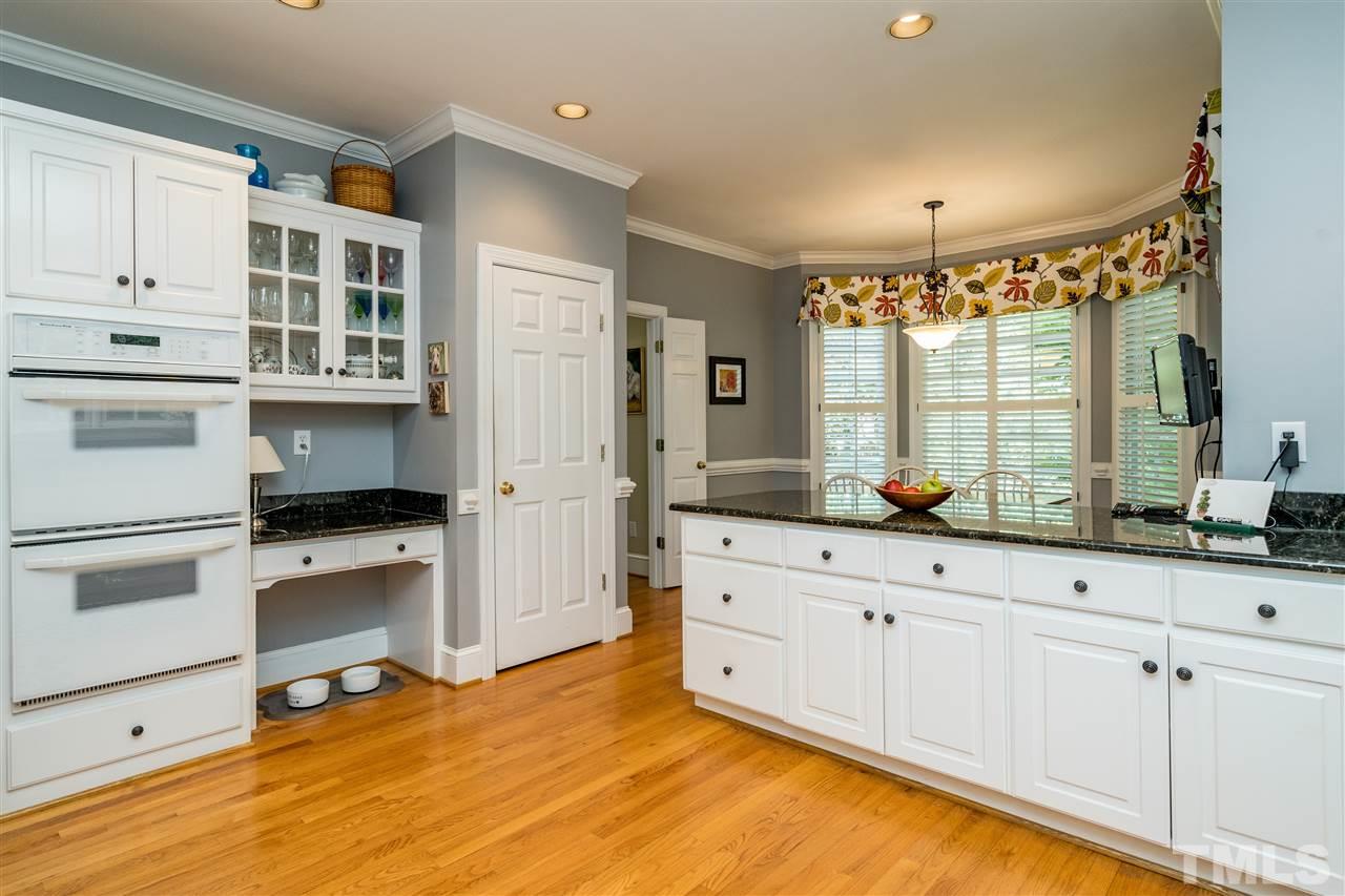 1509 Ridge Road Raleigh, NC 27607 - Photo 7 of 25