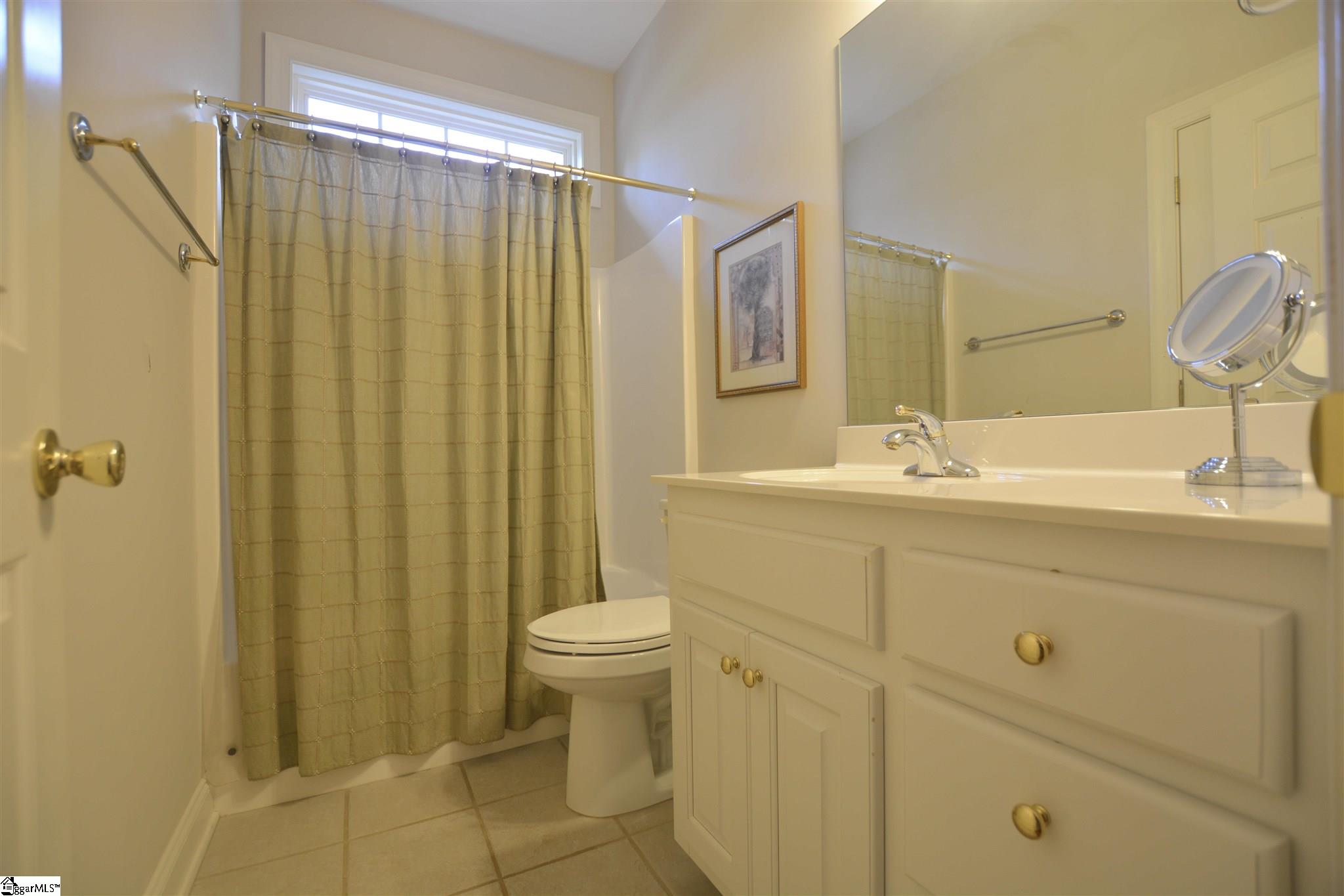 522 Spring Point Court Simpsonville, SC 29681 - Photo 15 of 35 Gallery Image 15