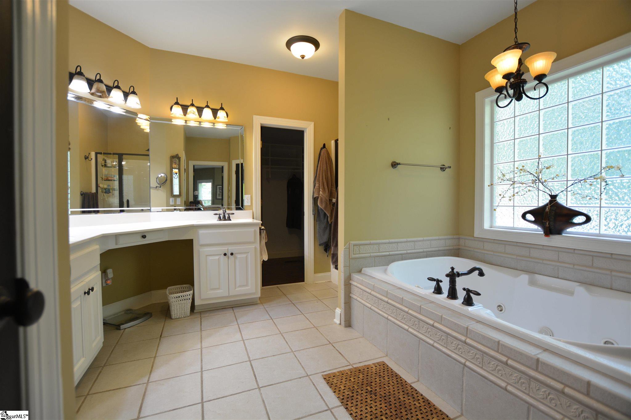 522 Spring Point Court Simpsonville, SC 29681 - Photo 20 of 35 Gallery Image 20