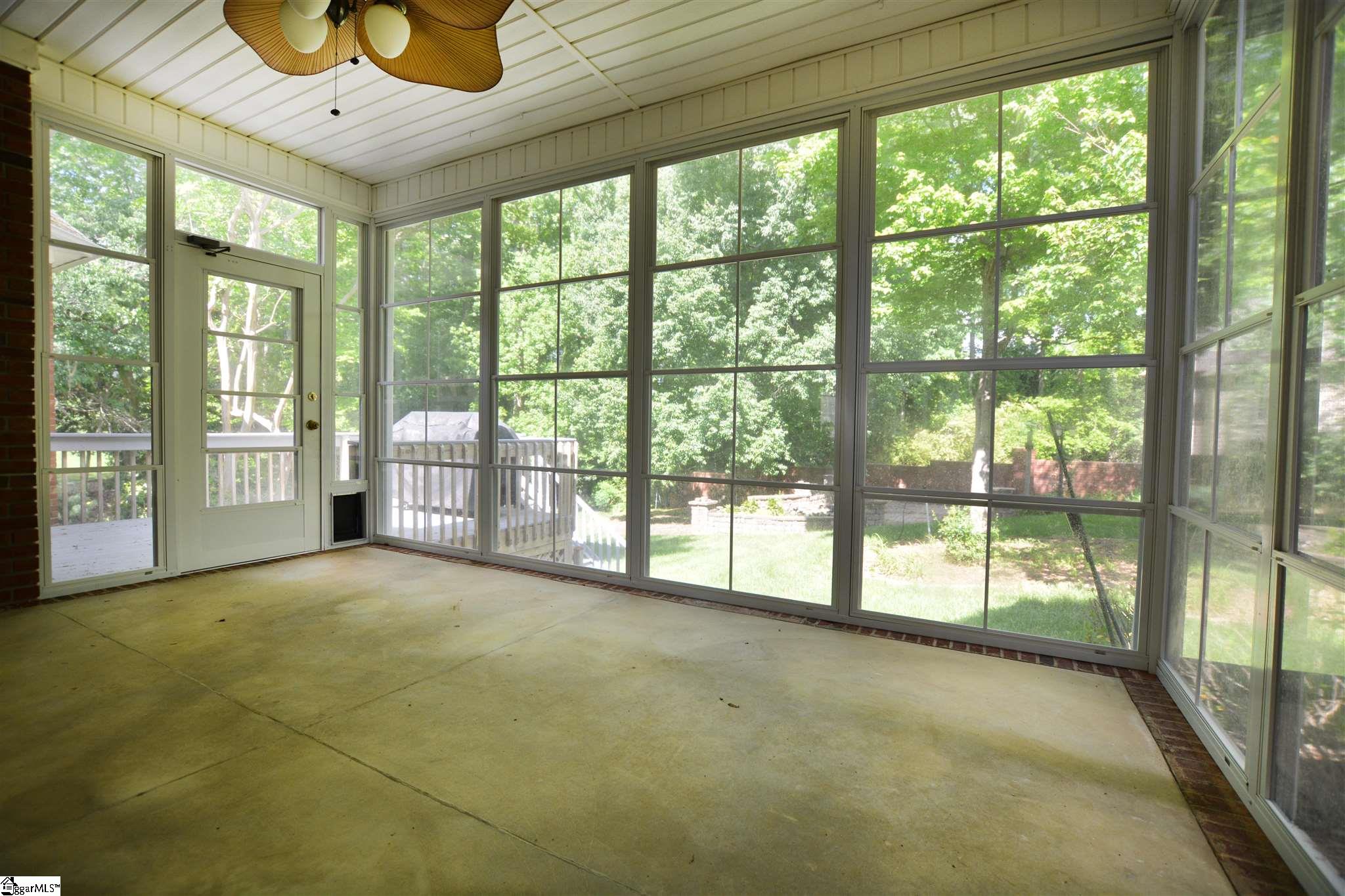 522 Spring Point Court Simpsonville, SC 29681 - Photo 29 of 35 Gallery Image 29