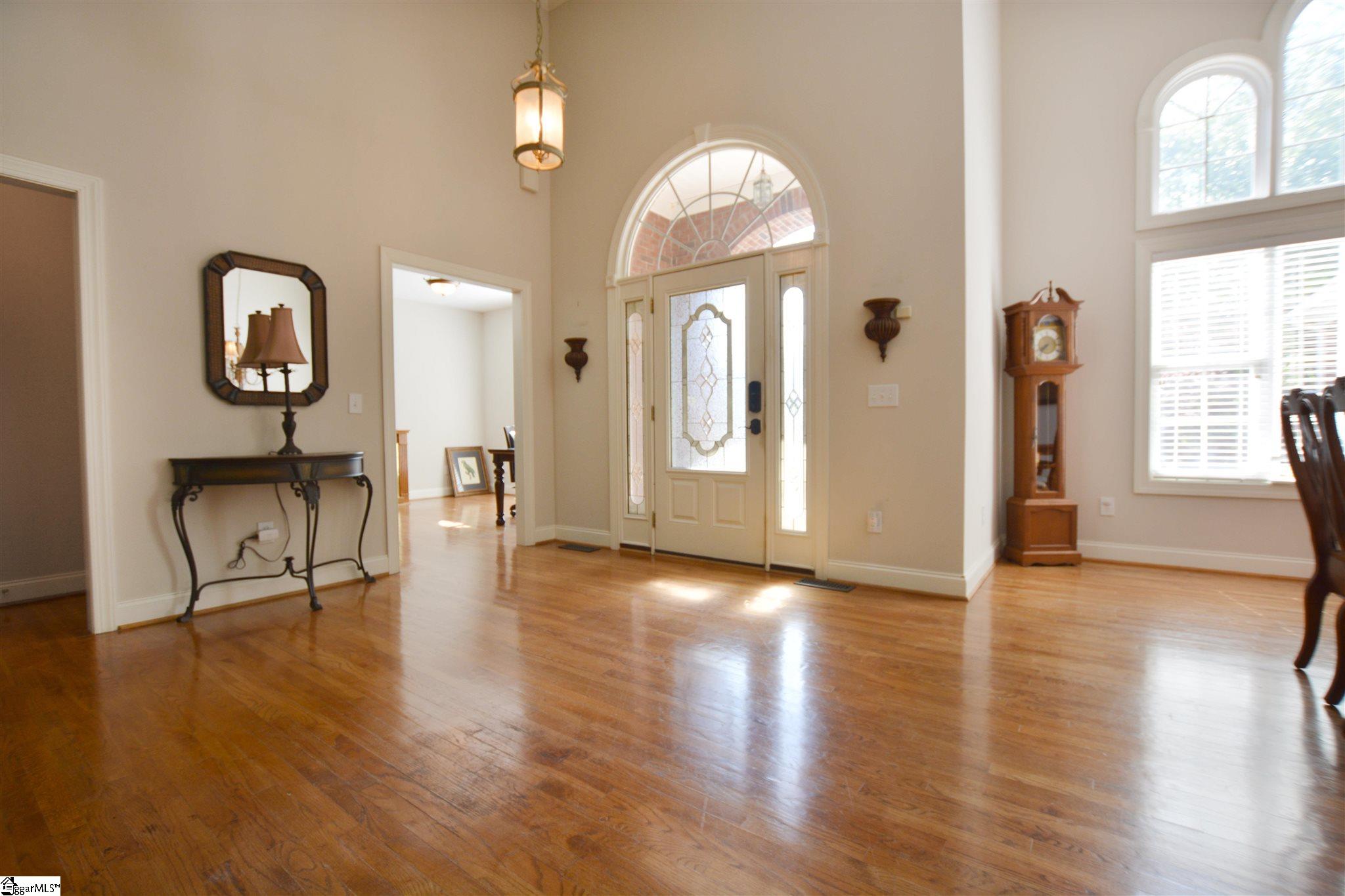 522 Spring Point Court Simpsonville, SC 29681 - Photo 4 of 35 Gallery Image 4