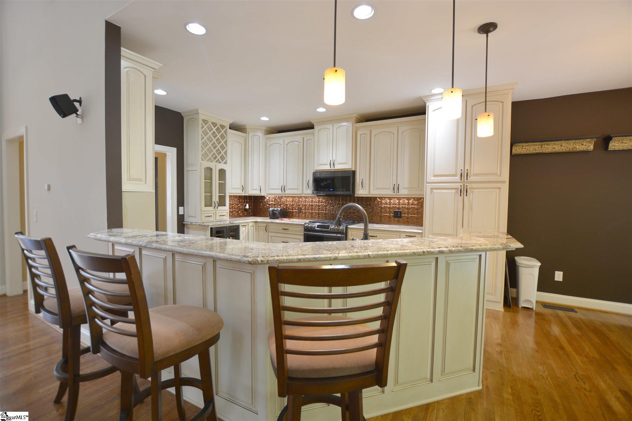 522 Spring Point Court Simpsonville, SC 29681 - Photo 6 of 35 Gallery Image 6