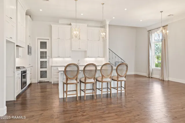 $1,145,000 | 212 Bella Vista Parkway, Youngsville, LA 70592