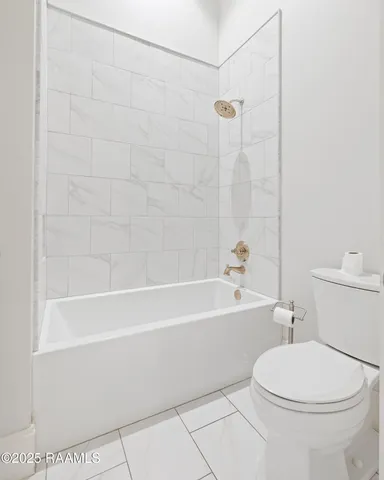 $1,145,000 | 212 Bella Vista Parkway, Youngsville, LA 70592