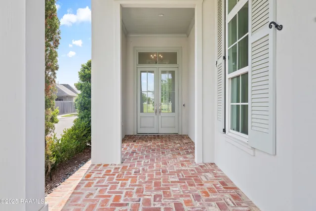 $1,145,000 | 212 Bella Vista Parkway, Youngsville, LA 70592