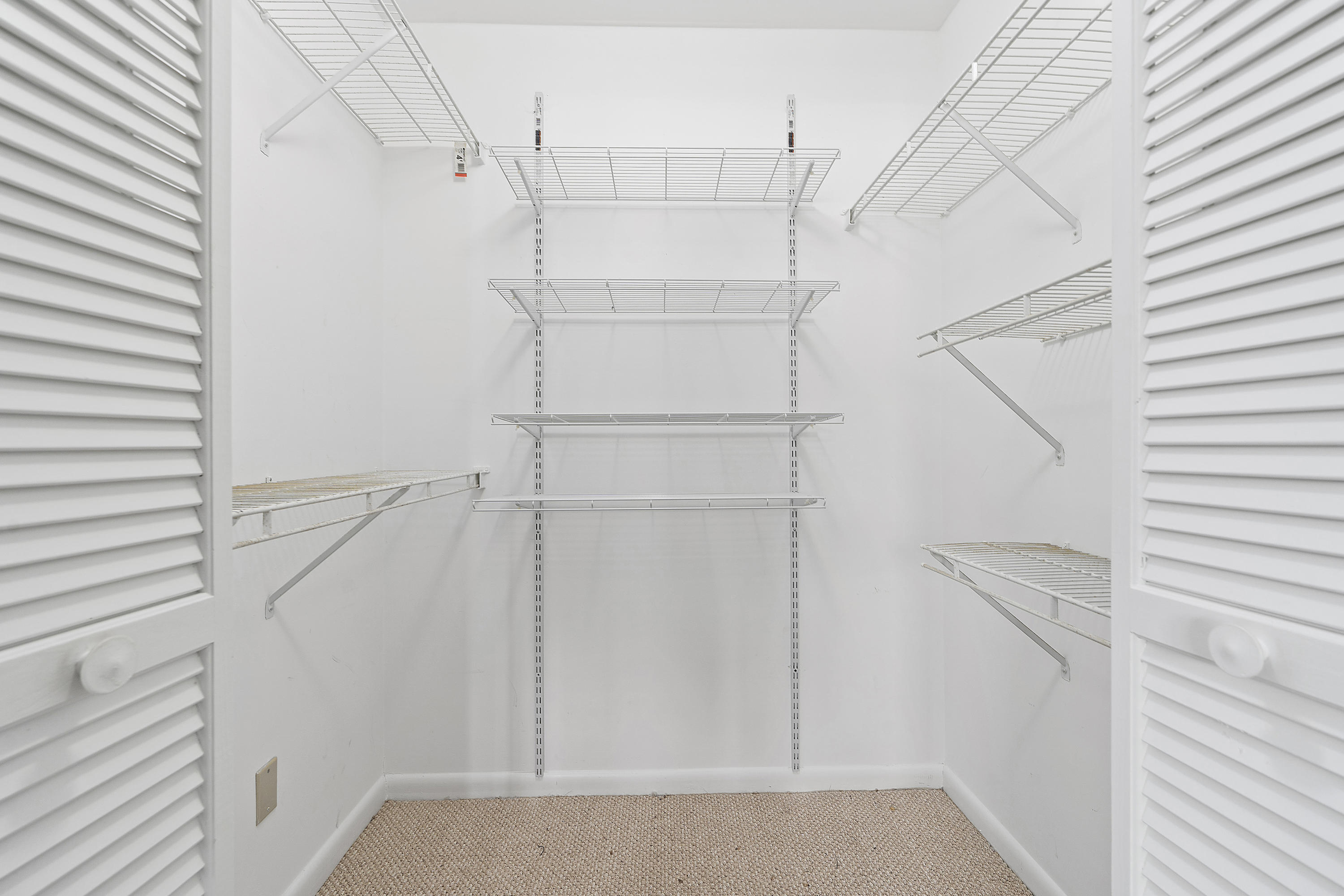 20 Northeast Plantation Road, Unit 106 Jensen Beach, FL 34957 - Photo 20 of 41 20