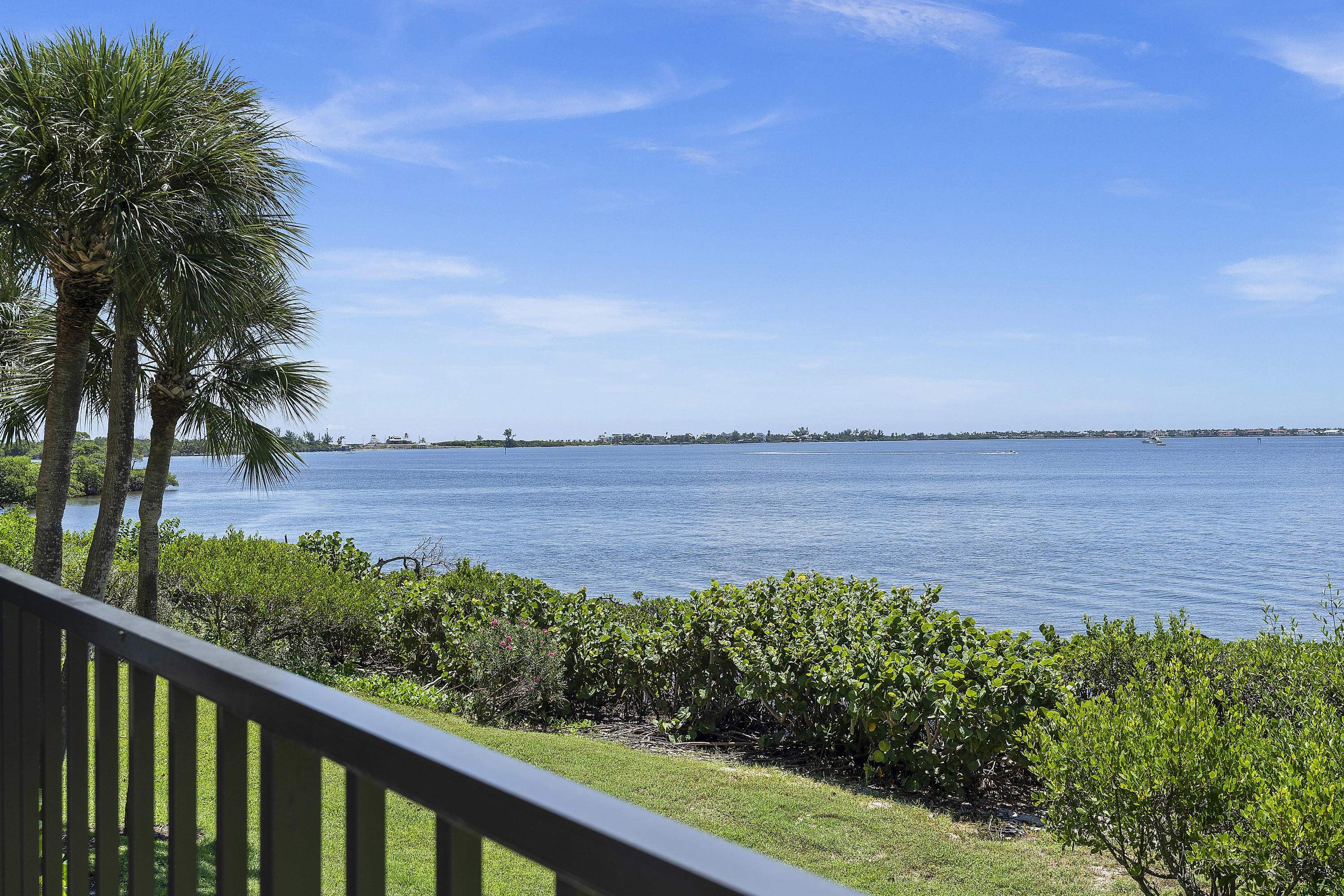 20 Northeast Plantation Road, Unit 106 Jensen Beach, FL 34957 - Photo 25 of 41 25