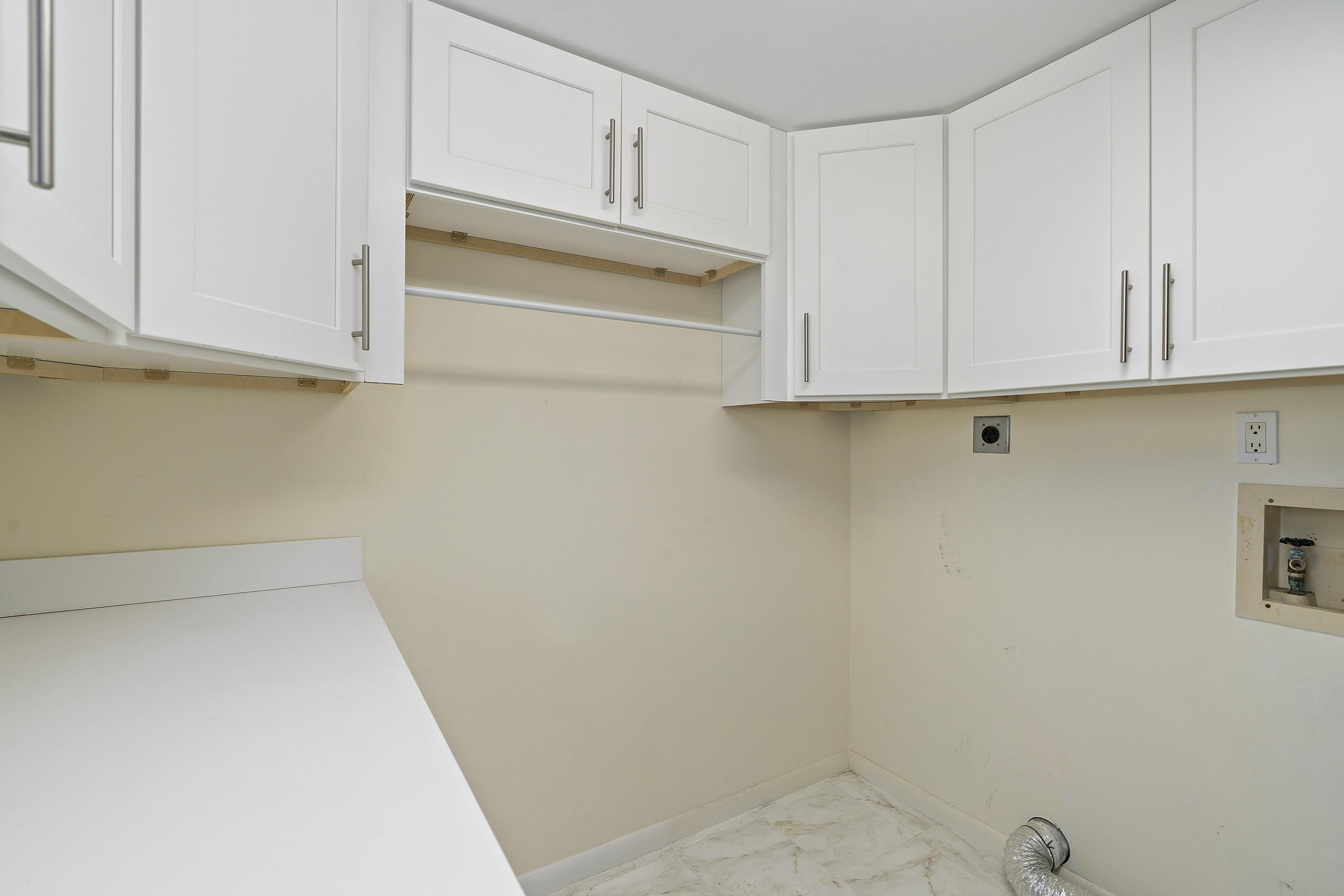 20 Northeast Plantation Road, Unit 106 Jensen Beach, FL 34957 - Photo 27 of 41 27