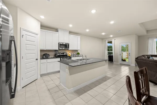 $2,500 | 2873 Terrace Grove Drive, Conroe, TX 77304