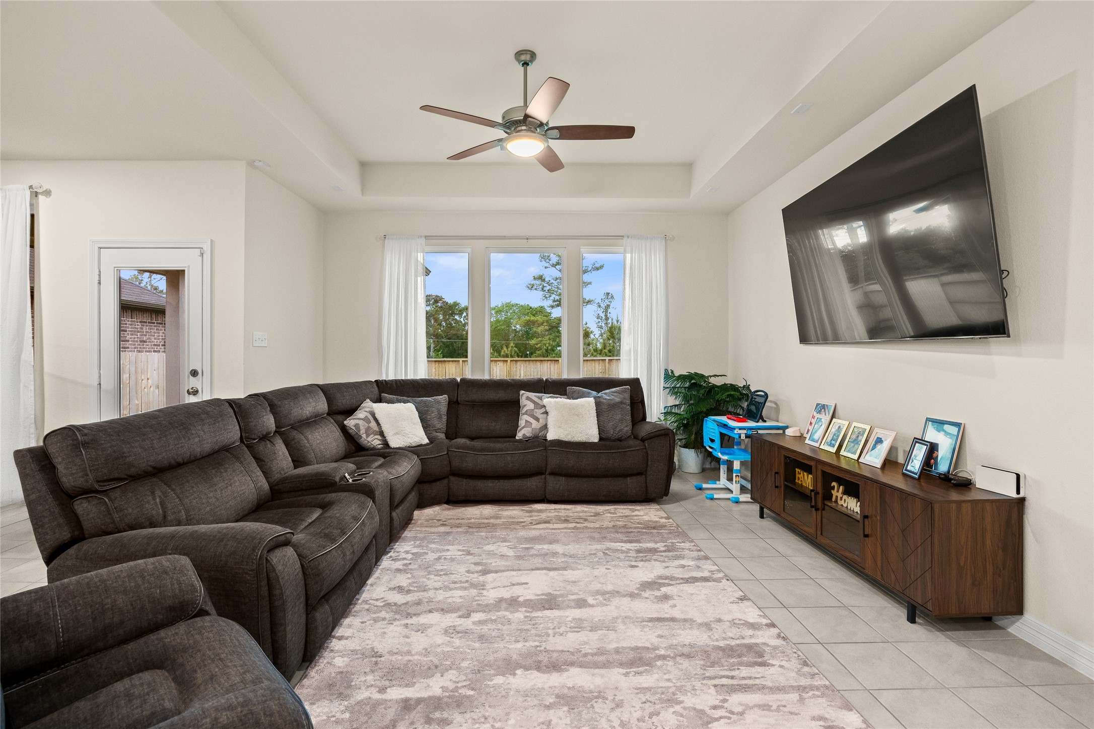 2873 Terrace Grove Drive Conroe, TX 77304 - Photo 7 of 22