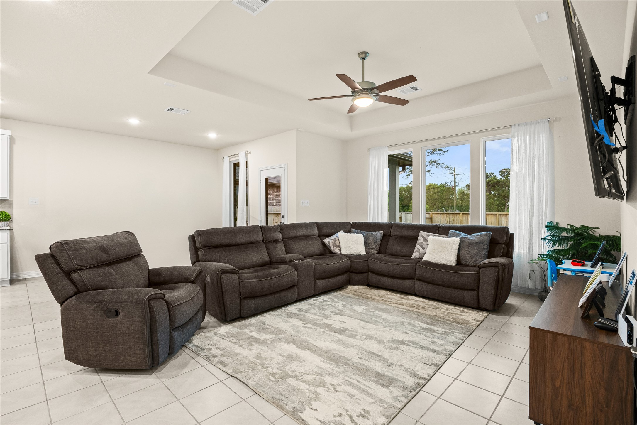 2873 Terrace Grove Drive Conroe, TX 77304 - Photo 8 of 22