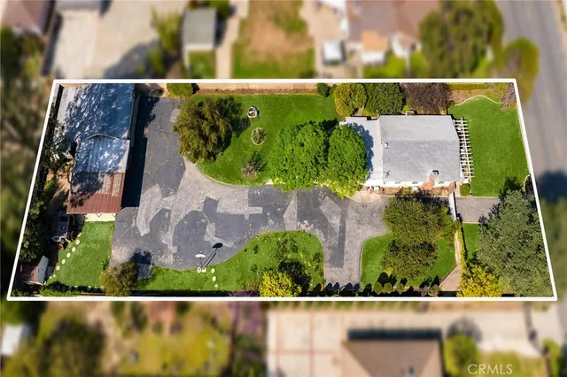 an aerial view of a garden