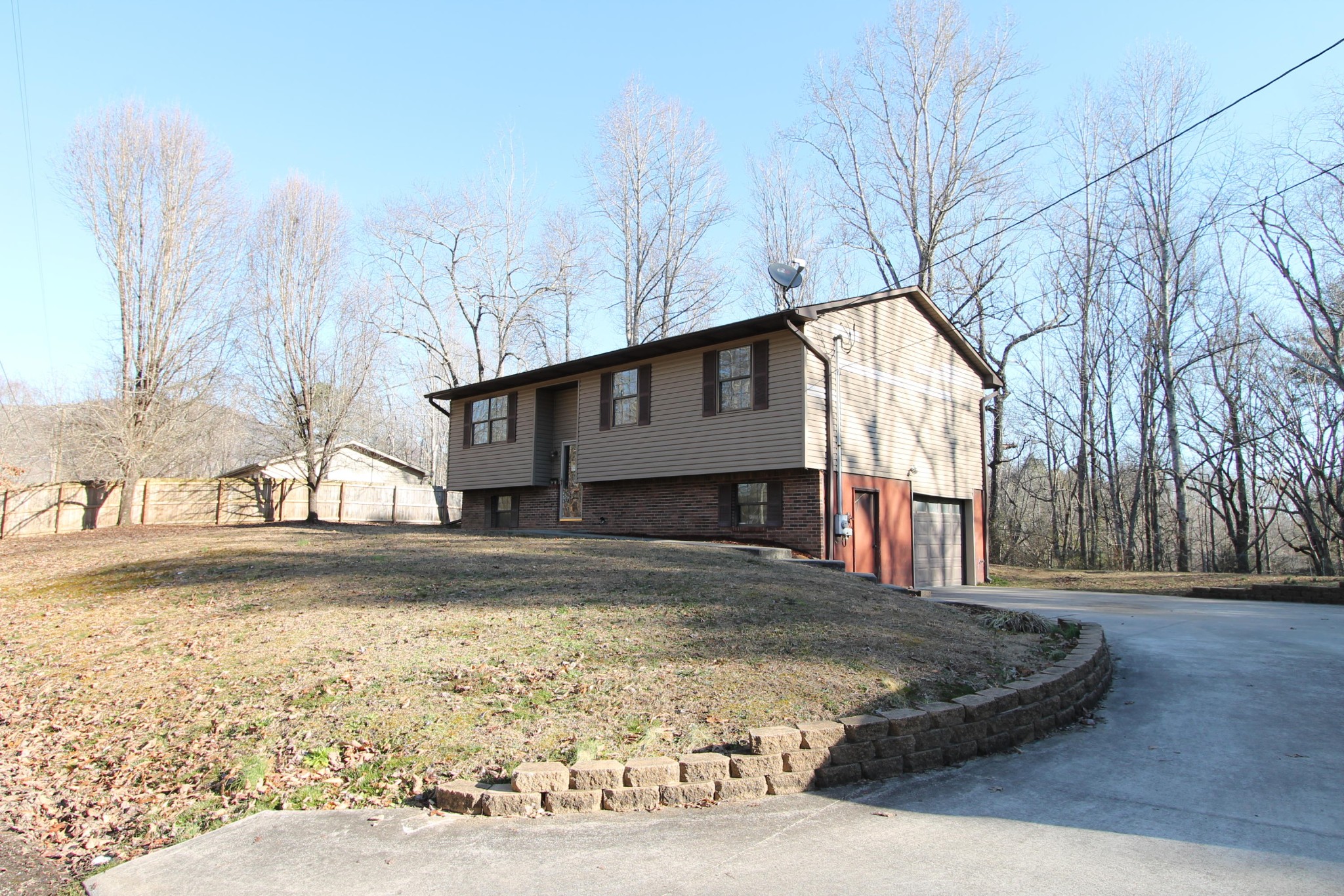 237 Jackson Hill Road Oliver Springs, TN 37840 - Photo 2 of 16 Gallery Image 2