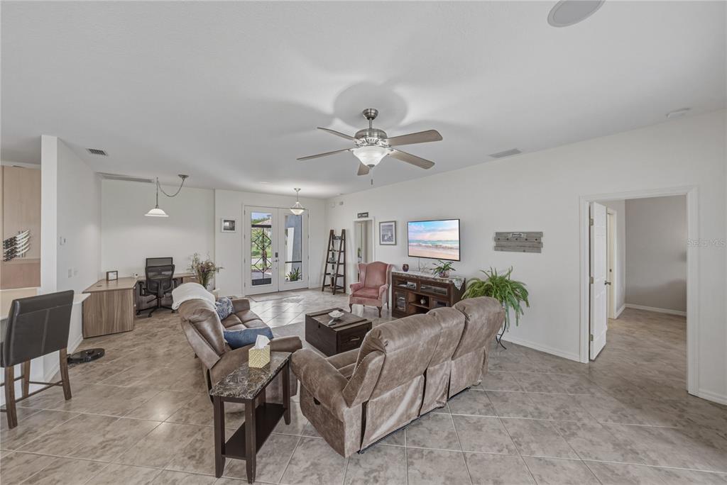 4489 Strathmore Drive Lake Wales, FL 33859 - Photo 11 of 89 a living room with furniture