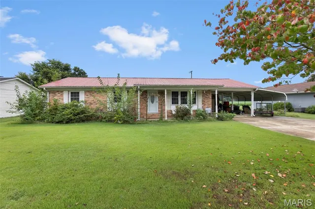 $89,500 | 7 East Willow Drive, Charleston, MO 63834