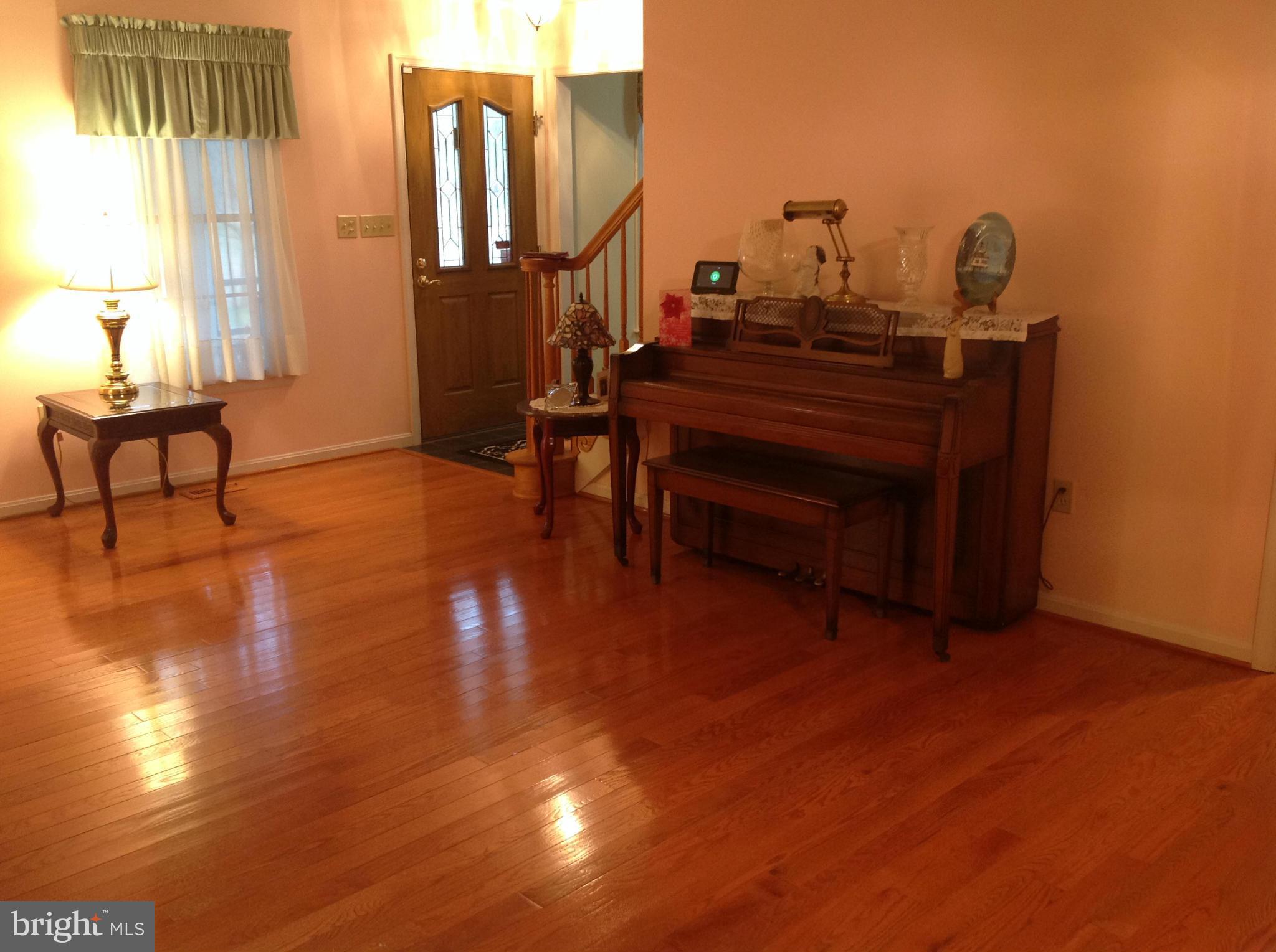 47-h G H G Trueman Road Lusby, MD 20657 - Photo 5 of 30 Living Room