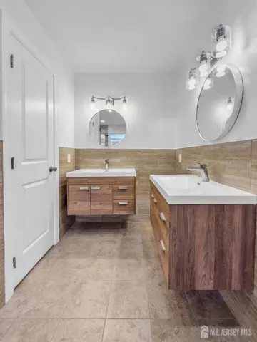 $674,999 | 210 Corliss Avenue, Phillipsburg, NJ 08865