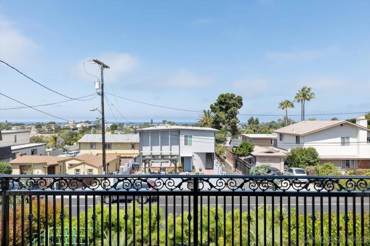 1015 Gardena Road Encinitas, CA 92024 - Photo 29 of 45 a front view of a house having yard
