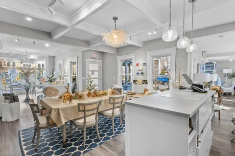 $1,549,000 | 515 Route 28, Harwich Port, MA 02646