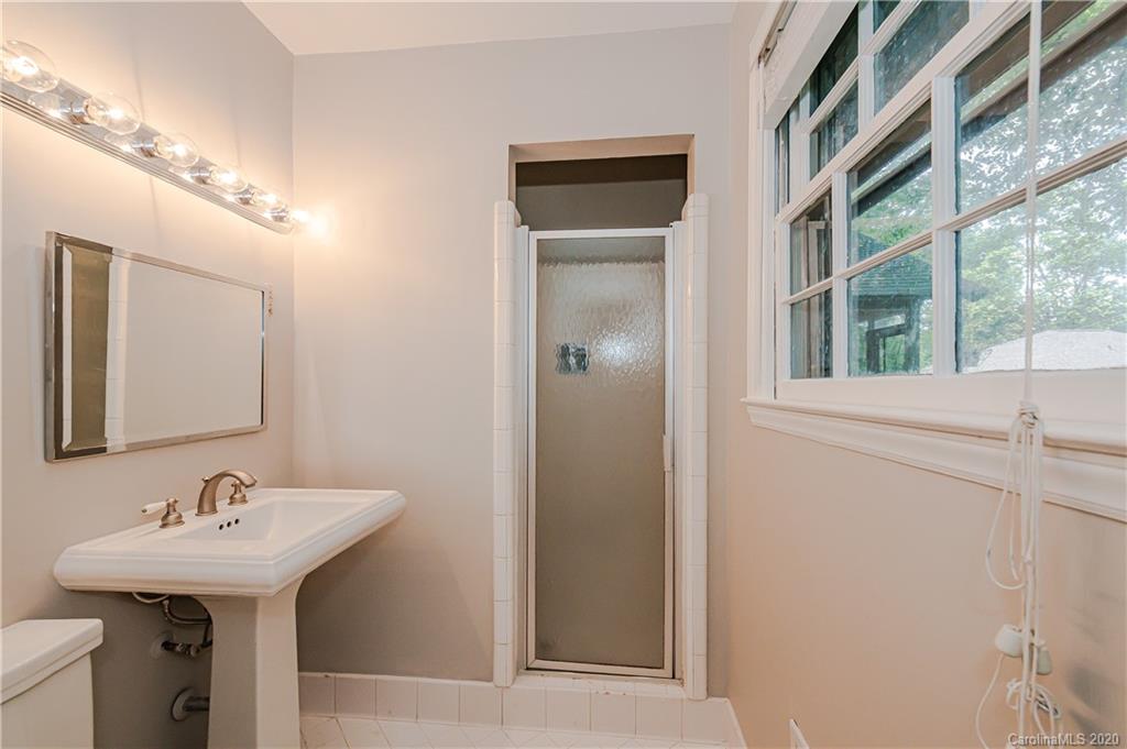4109 Rutherford Drive Charlotte, NC 28210 - Photo 18 of 23 Gallery Image 18