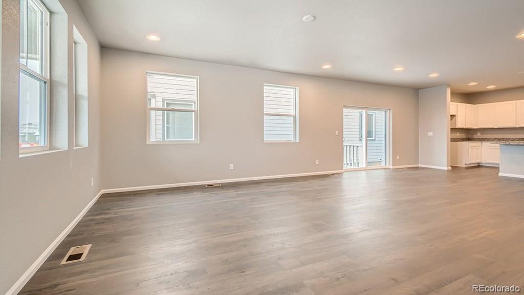 2092 Chambers Road Brighton, CO 80601 - Photo 5 of 20 Gallery Image 5