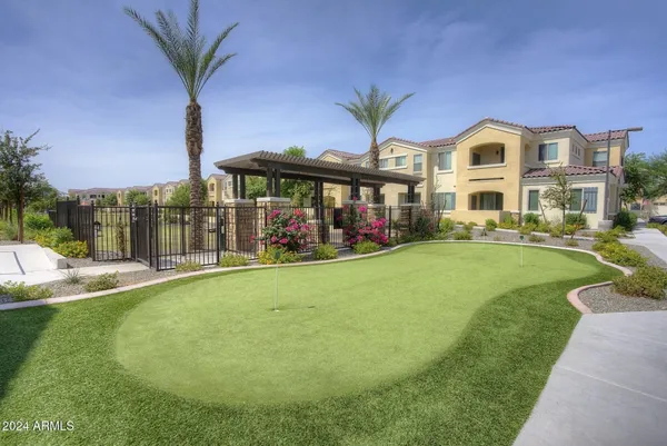 $1,960 | 1350 South Ellsworth Road, Unit 2A, Mesa, AZ 85209