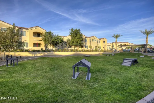 $1,621 | 1350 South Ellsworth Road, Unit 2A, Mesa, AZ 85209