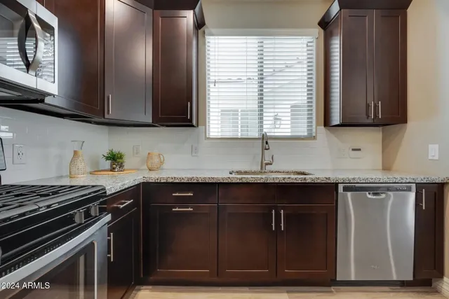 $1,621 | 1350 South Ellsworth Road, Unit 2A, Mesa, AZ 85209