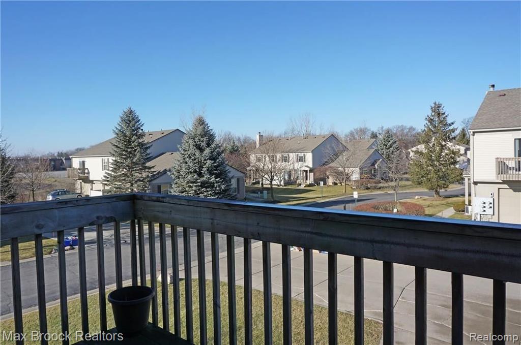 3153 High Pointe Ridge Road Lake Orion, MI 48359 - Photo 13 of 24