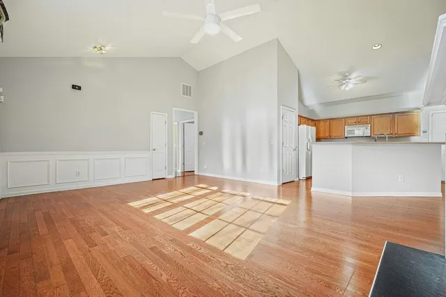 $365,000 | 2356 Barrett Cottage PIace, Unit 16, Marietta, GA 30066