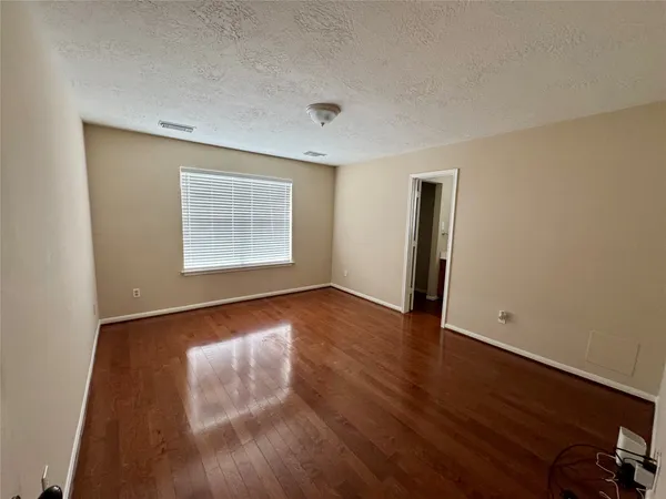 $2,200 | 11906 Kewalo Basin Lane, Houston, TX 77034
