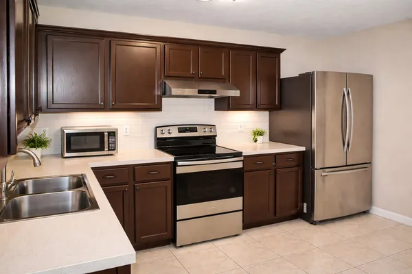 $2,200 | 11906 Kewalo Basin Lane, Houston, TX 77034