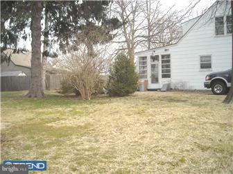 9 Wyndale Avenue Maple Shade, NJ 08052 - Photo 10 of 10 Exterior Side