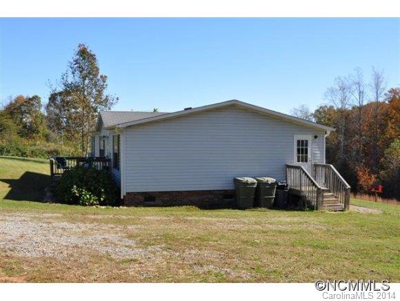 1266 Moore Road Tryon, NC 28782 - Photo 4 of 18