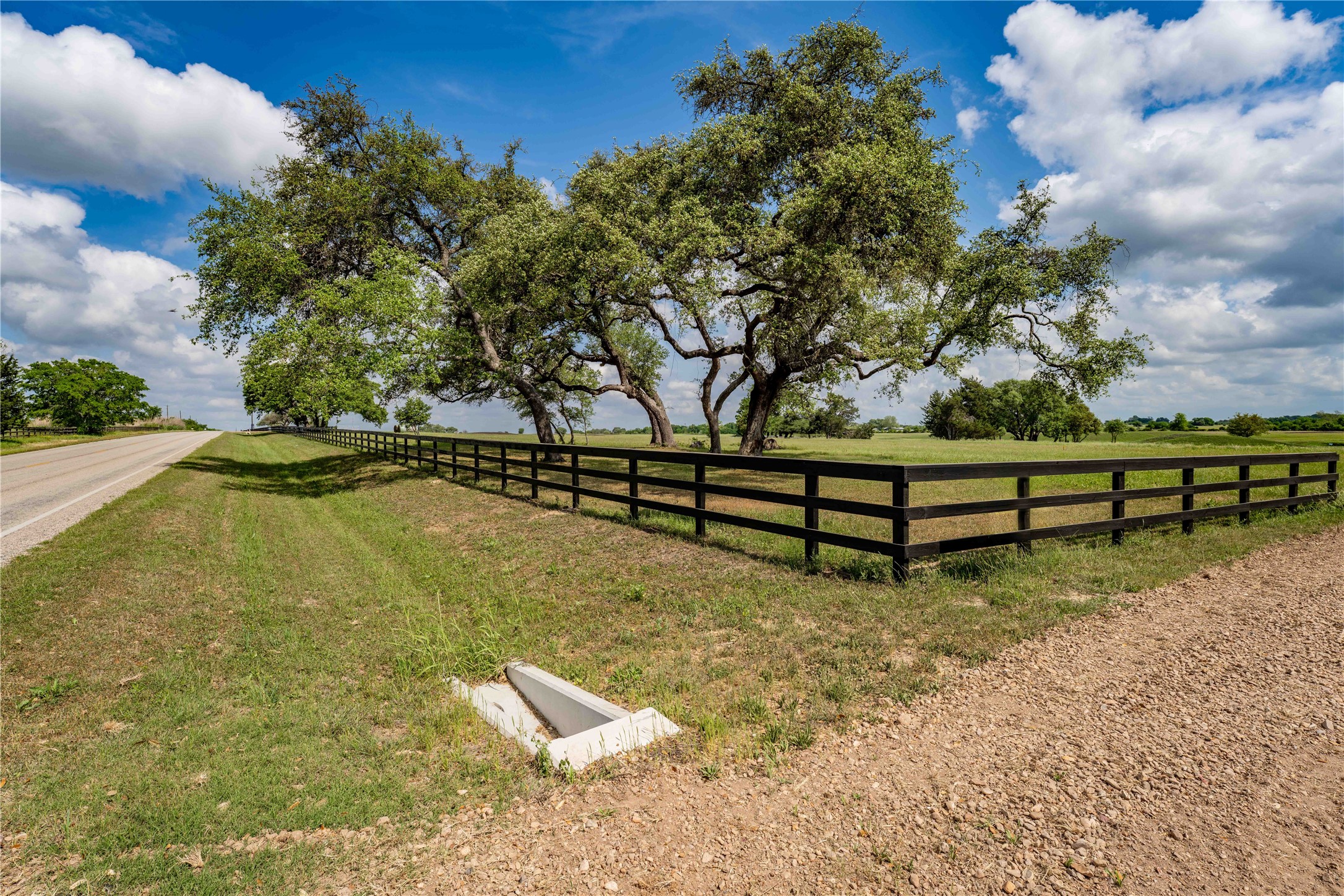 2 West Fm 1291 Round Top, TX 78954 - Photo 3 of 8